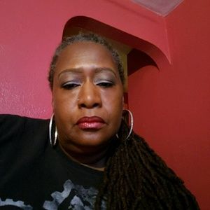 Meet your Posher, Janie